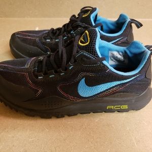 NIKE ACG WILDEDGE, BLACK